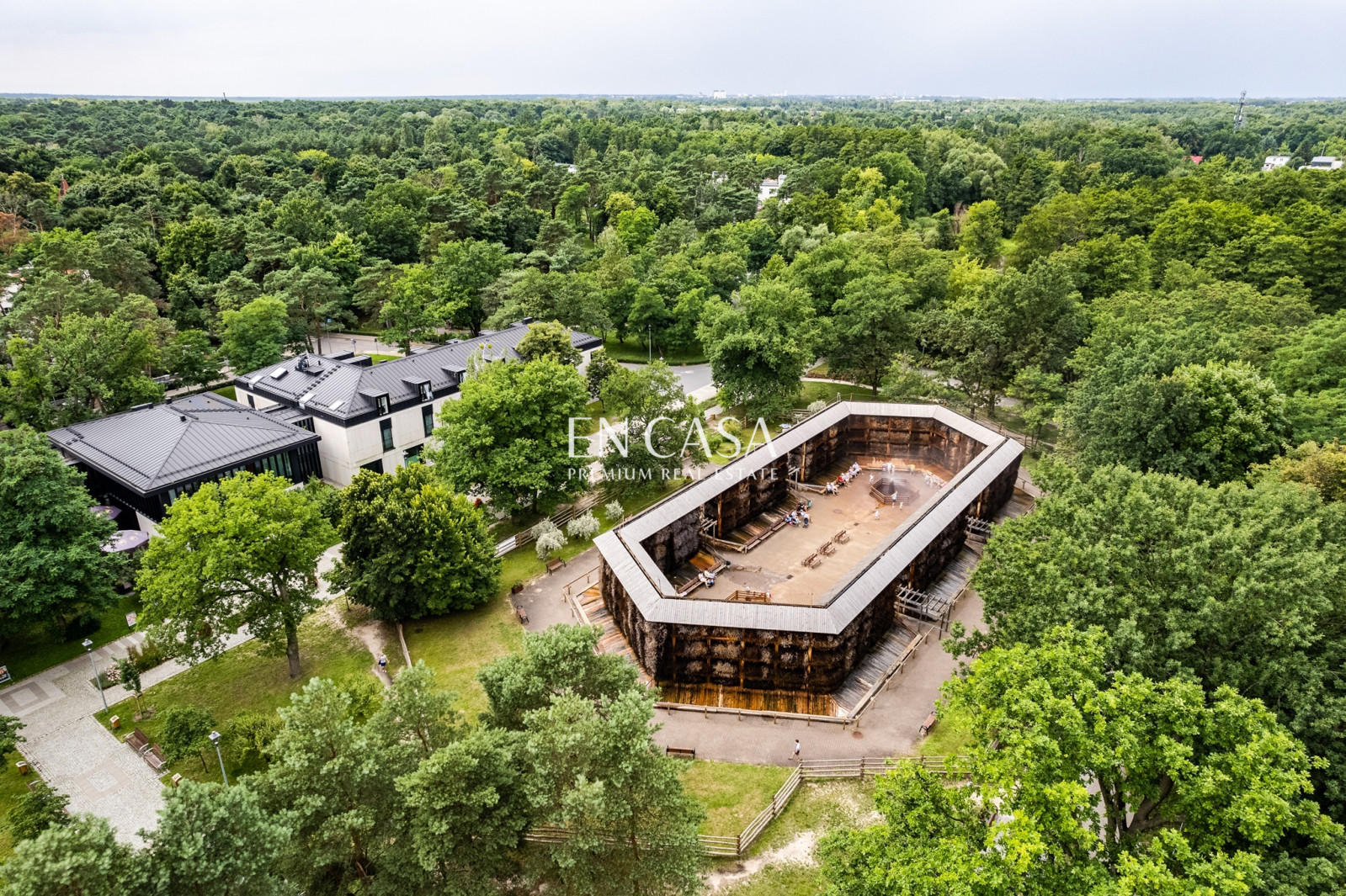 Investment Bielawa Warszawska 8