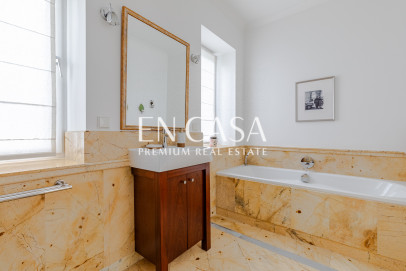 House Sale Podkowa Leśna Kwiatowa
