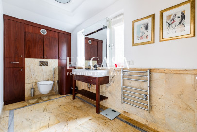 House Sale Podkowa Leśna Kwiatowa