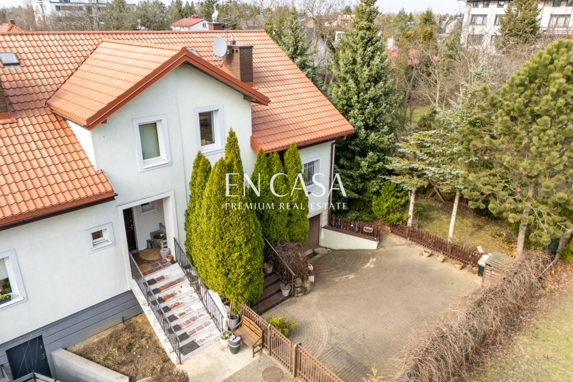 House Sale Łomianki Warszawska 12