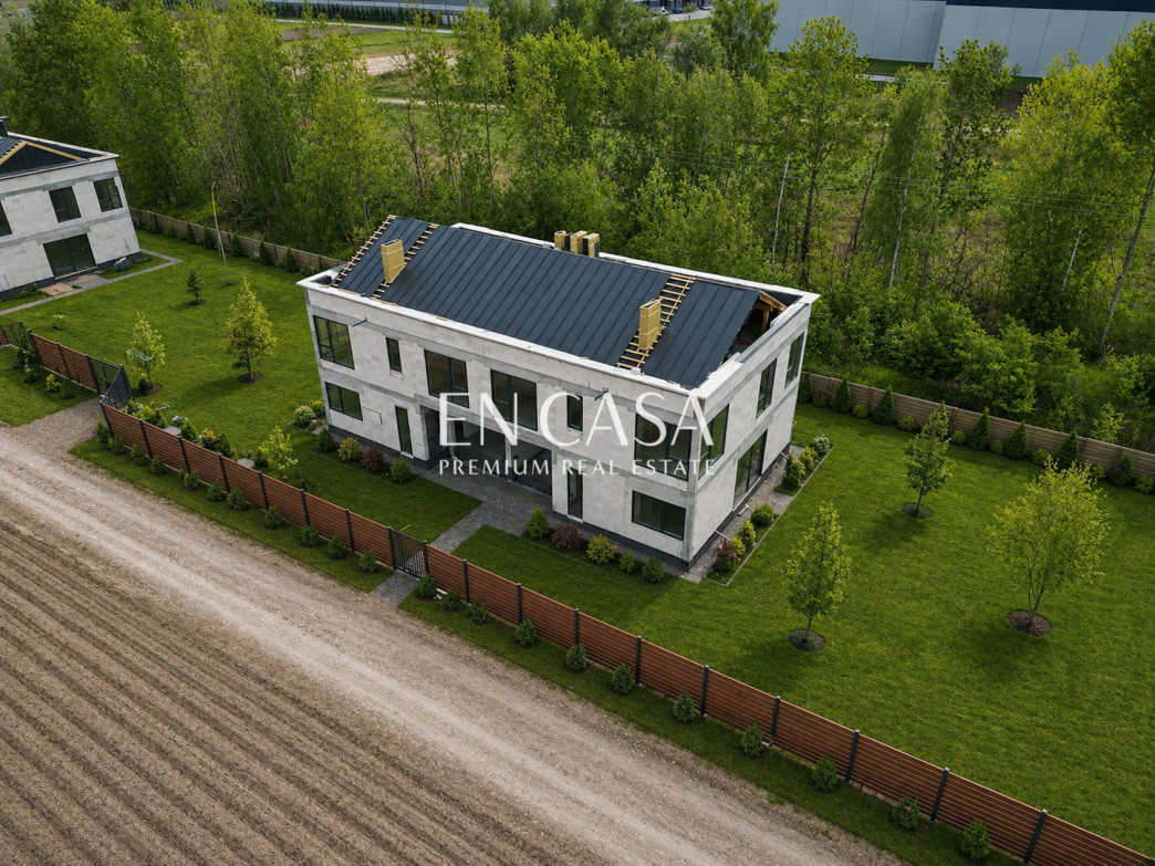 House Sale Komorów 1