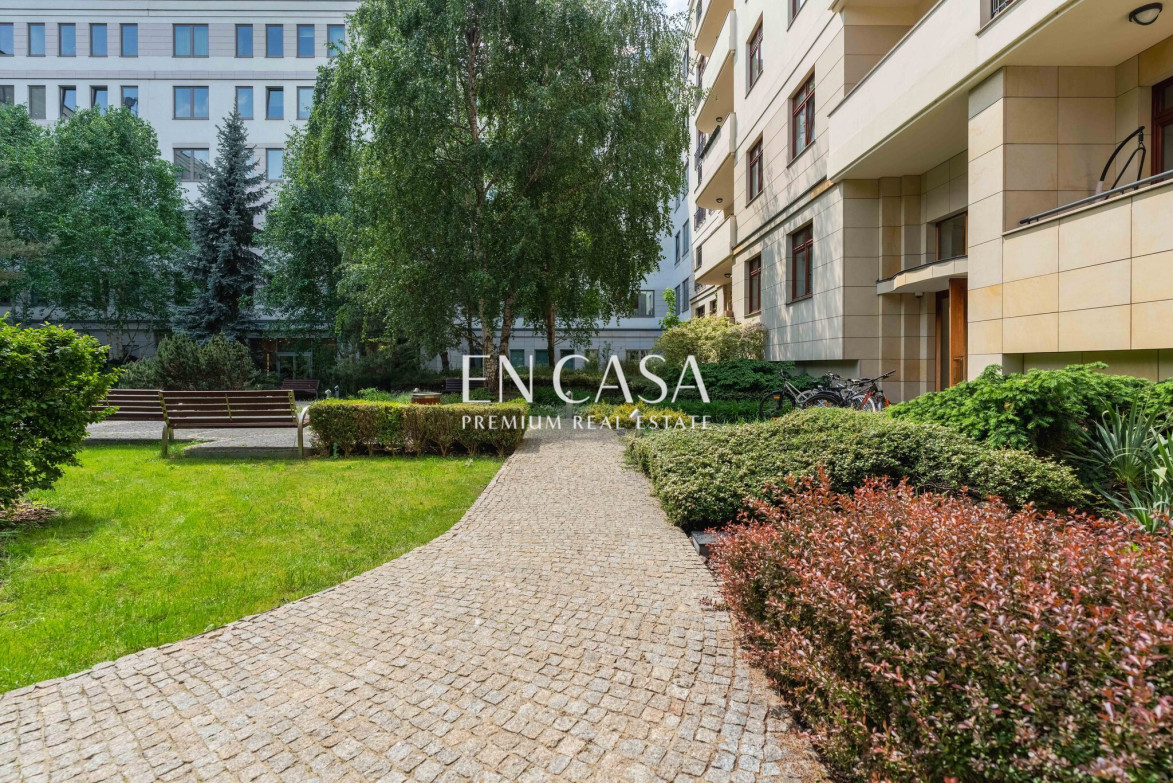 Investment Warszawa Śródmieście Drewniana 4