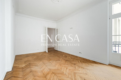 Commercial space Rent Warszawa Śródmieście Bagatela