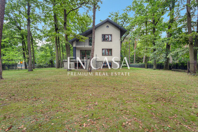House Sale Milanówek Adama Mickiewicza 15