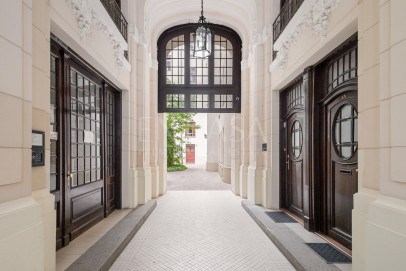 Commercial space Rent Warszawa Śródmieście Bagatela