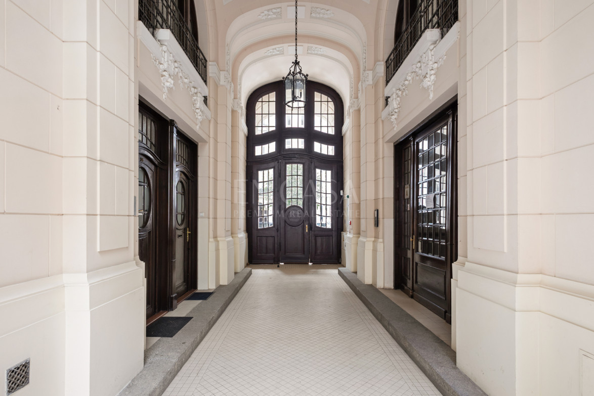 Commercial space Rent Warszawa Śródmieście Bagatela 7