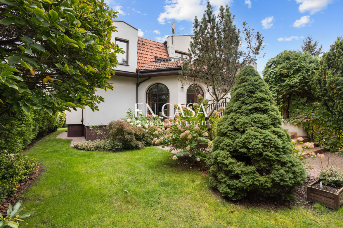 House Sale Blizne Łaszczyńskiego 12