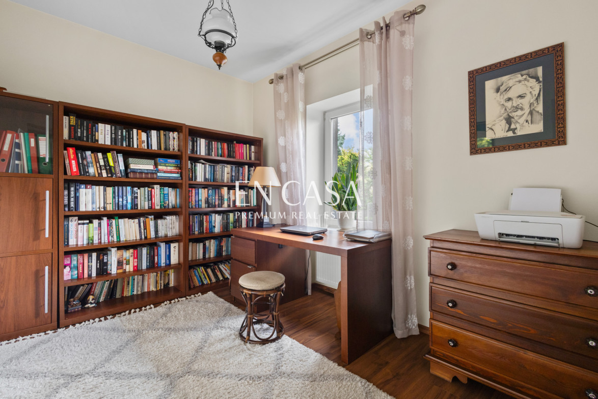 House Sale Blizne Łaszczyńskiego 6
