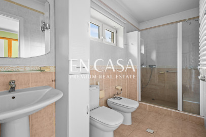 House Sale Dziekanów Leśny