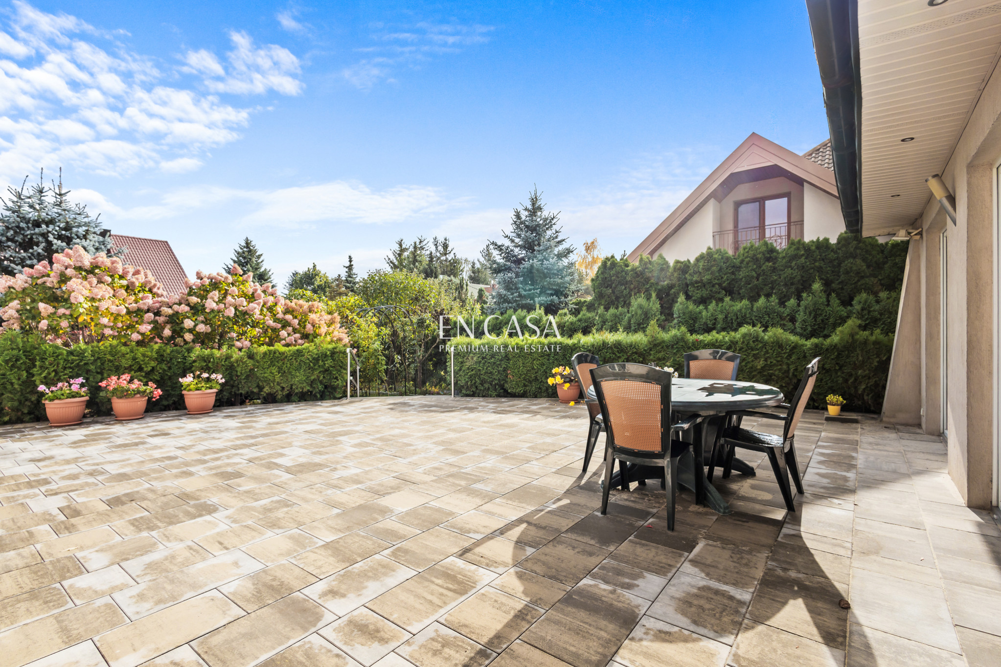 House Sale Dziekanów Leśny